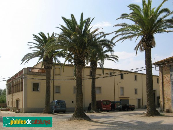 Peralada - Vilanova de la Muga, nucli antic (Foto: Albert Esteves, 2010) Peralada - Vilanova de la Muga, nucli antic