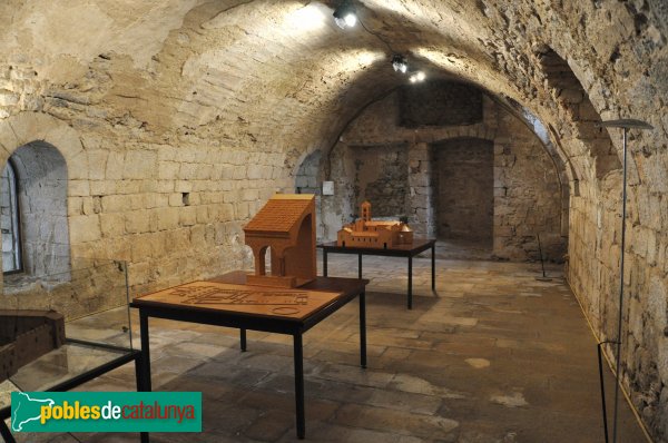 Vilabertran - Dependències monàstiques (Foto: Alberto González Rovira, 2013) Vilabertran - Dependències monàstiques