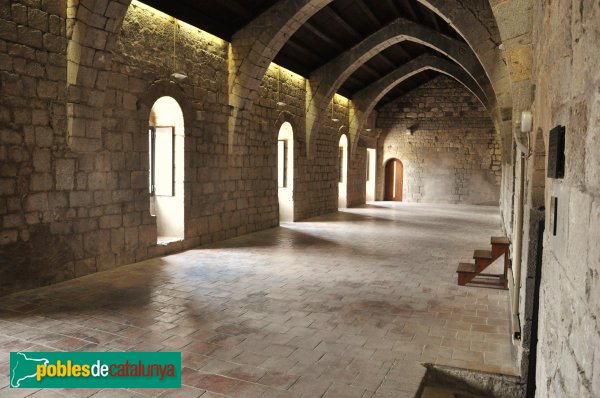 Vilabertran - Dependències monàstiques (Foto: Alberto González Rovira, 2013) Vilabertran - Dependències monàstiques