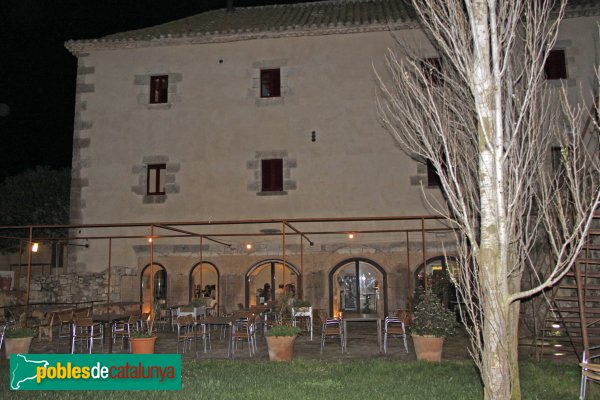 L'Armentera - Molí, vista nocturna (Foto: Albert Esteves, 2013) L'Armentera - Molí, vista nocturna