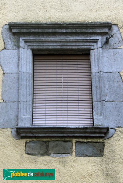 Ventalló - Finestral renaixentista (Foto: Albert Esteves, 2013) Ventalló - Finestral renaixentista