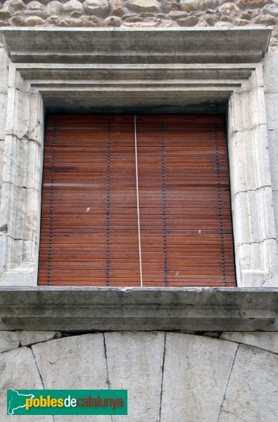 Ventalló - Finestral renaixentista (Foto: Albert Esteves, 2013) Ventalló - Finestral renaixentista
