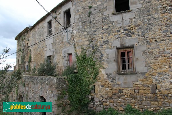 Garrigàs - Castell d'Arenys (Foto: Albert Esteves, 2013) Garrigàs - Castell d'Arenys