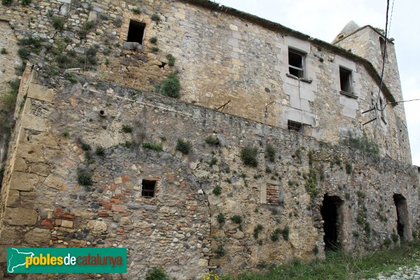 Garrigàs - Castell d'Arenys (Foto: Albert Esteves, 2013) Garrigàs - Castell d'Arenys