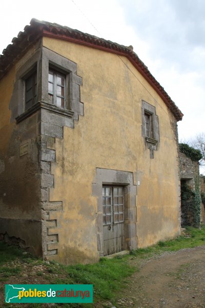 Garrigàs - Ermedàs (Foto: Albert Esteves, 2013) Garrigàs - Ermedàs