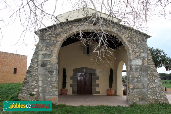 Garrigàs - Santa Llúcia de Tonyà (Foto: Albert Esteves, 2013) Garrigàs - Santa Llúcia de Tonyà