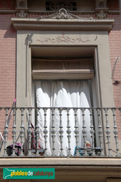 Barcelona - Carrer Sugranyes (Foto: Albert Esteves, 2013) Barcelona - Carrer Sugranyes