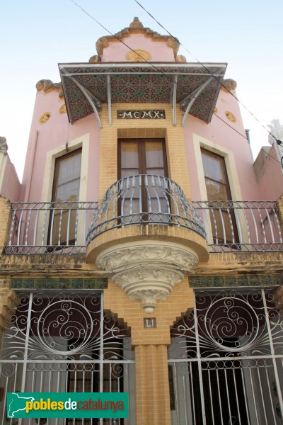 Gelida - Casa Maria Valls (Foto: Albert Esteves, 2013) Gelida - Casa Maria Valls