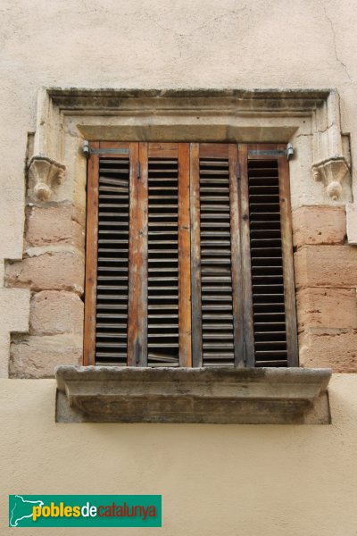 Sant Quintí de Mediona - El Capítol (Rectoria Vella) (Foto: Albert Esteves, 2013) Sant Quintí de Mediona - El Capítol (Rectoria Vella)