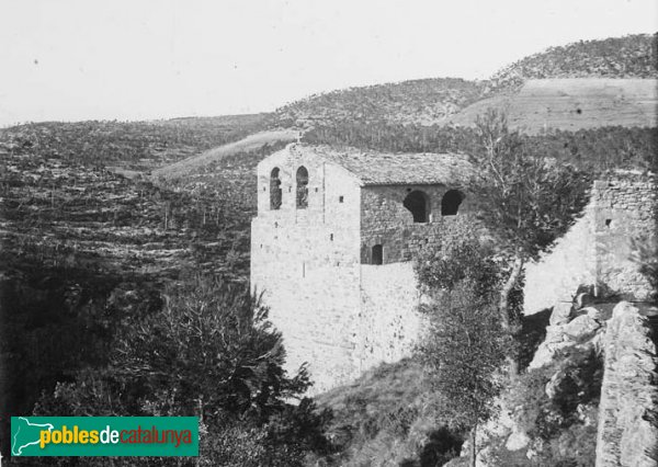 Mediona - Església del Castell (Foto: Josep Salvany -Fons Salvany-Biblioteca de Catalunya-, 1916) Mediona - Església del Castell