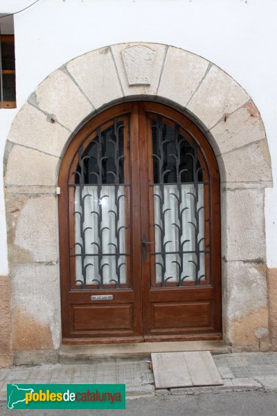 Mediona - Portal, 1783 (Foto: Albert Esteves) Mediona - Portal, 1783