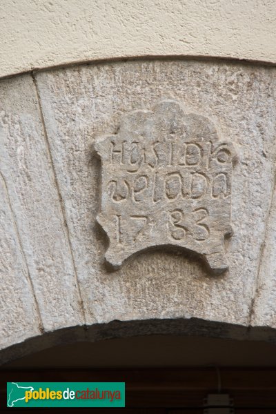 Mediona - Escut a un portal (Foto: Albert Esteves, 2013) Mediona - Escut a un portal