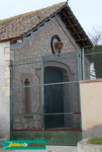 Santa Margarida i els Monjos - Mas Catarro (Foto: Albert Esteves, 2014) Santa Margarida i els Monjos - Mas Catarro