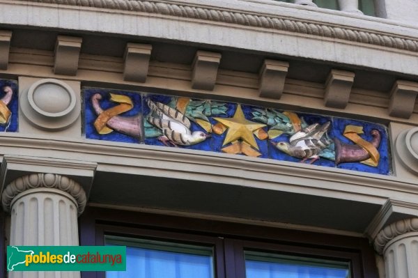 Barcelona - Gran Via, 64, detall (Foto: Pere Castaño, 2014) Barcelona - Gran Via, 64, detall