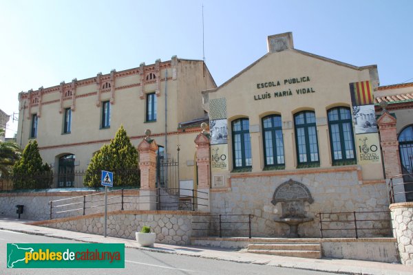 Agullana - Escoles Lluís M. Vidal (Foto: Albert Esteves, 2014) Agullana - Escoles Lluís M. Vidal