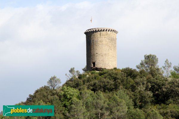 Sant Llorenç de la Muga - Torre de guaita o Torre dels Moros (Foto: Albert Esteves, 2014) Sant Llorenç de la Muga - Torre de guaita o Torre dels Moros
