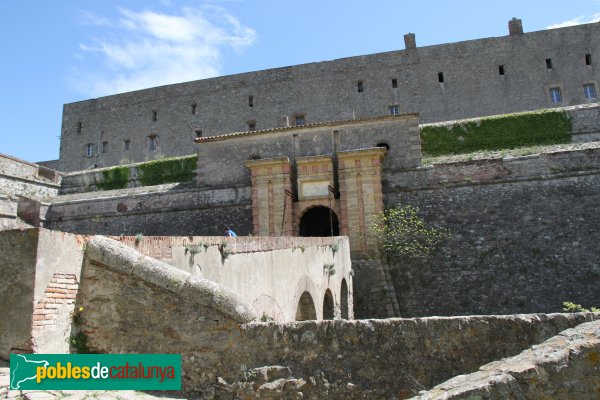 El Portús - Fort de la Bellaguarda (Foto: Albert Esteves, 2014) El Portús - Fort de la Bellaguarda