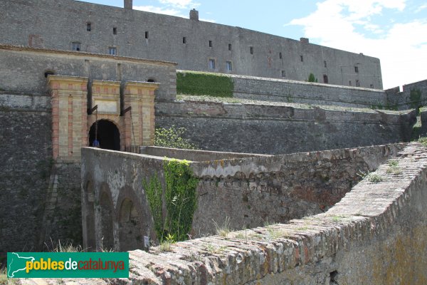 El Portús - Fort de la Bellaguarda (Foto: Albert Esteves, 2014) El Portús - Fort de la Bellaguarda