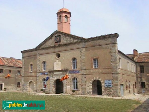 El Portús - Fort de la Bellaguarda (Foto: Emeraude, 2005) El Portús - Fort de la Bellaguarda