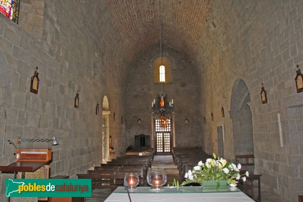 Maçanet de Cabrenys - Església de Sant Martí (Foto: Albert Esteves, 2014) Maçanet de Cabrenys - Església de Sant Martí