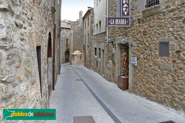 Maçanet de Cabrenys - Nucli antic (Foto: Albert Esteves, 2014) Maçanet de Cabrenys - Nucli antic