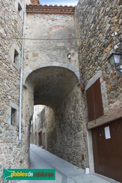 Maçanet de Cabrenys - Nucli antic (Foto: Albert Esteves, 2014) Maçanet de Cabrenys - Nucli antic