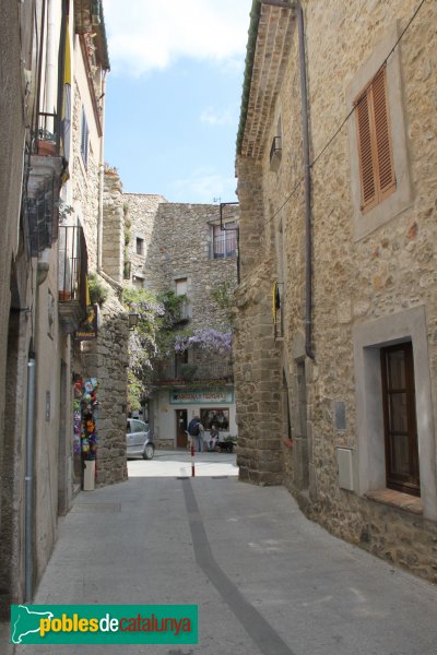 Maçanet de Cabrenys - Nucli antic (Foto: Albert Esteves, 2014) Maçanet de Cabrenys - Nucli antic