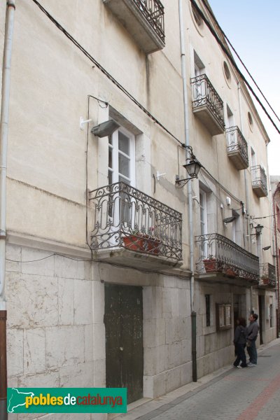 Darnius - Ajuntament (Foto: Albert Esteves, 2014) Darnius - Ajuntament