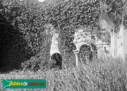 Albanyà - Monestir de Sant Llorenç de Sous (Foto: Albert Oliveras - Fons C.E.C.-, 1931) Albanyà - Monestir de Sant Llorenç de Sous