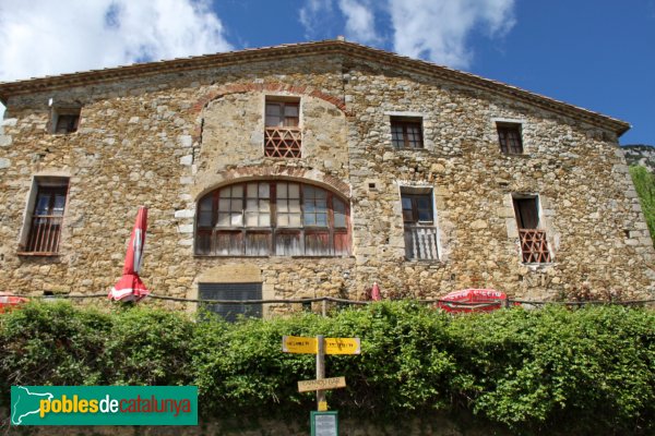 Albanyà - Can Nou de Bassegoda (Foto: Albert Esteves, 2014) Albanyà - Can Nou de Bassegoda