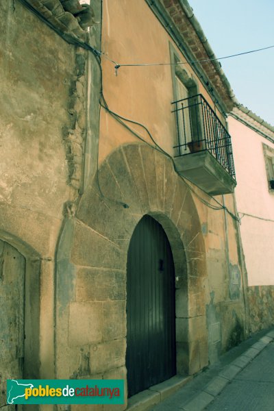 Granyena de Segarra - Cal Carboner (Foto: Albert Esteves, 2014) Granyena de Segarra - Cal Carboner