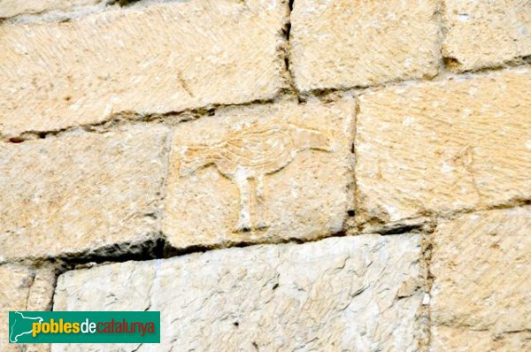 Vilac - Església de Sant Feliu, pedra decorada del mur de migdia (Foto: Joan Sánchez Sabé, 2014) Vilac - Església de Sant Feliu, pedra decorada del mur de migdia