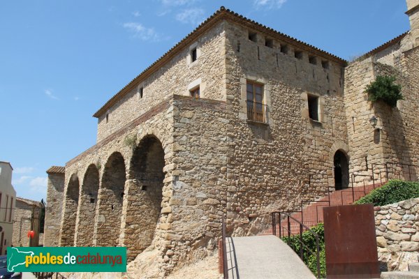 Castell d´Aro - Castell de Benedormiens (Foto: Albert Esteves, 2014) Castell d´Aro - Castell de Benedormiens