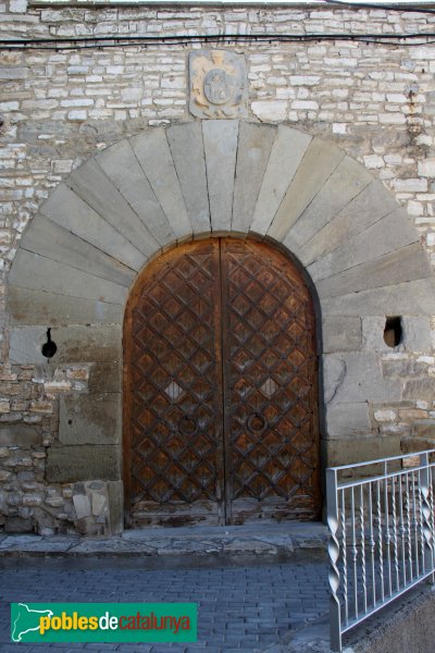 Les Oluges - Castell de l'Oluja Baixa (Foto: Albert Esteves, 2014) Les Oluges - Castell de l'Oluja Baixa