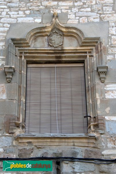 Les Oluges - Castell de l'Oluja Baixa (Foto: Albert Esteves, 2014) Les Oluges - Castell de l'Oluja Baixa