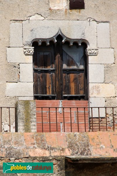 Castell d'Aro - Mas Pouplana (Foto: Albert Esteves, 2014) Castell d'Aro - Mas Pouplana