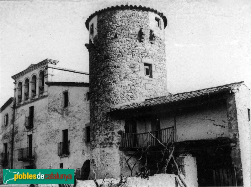 Castell d'Aro - Can Daussà (Foto: Antoni Gallardo -Arxiu C.E.C.-, 1929) Castell d'Aro - Can Daussà