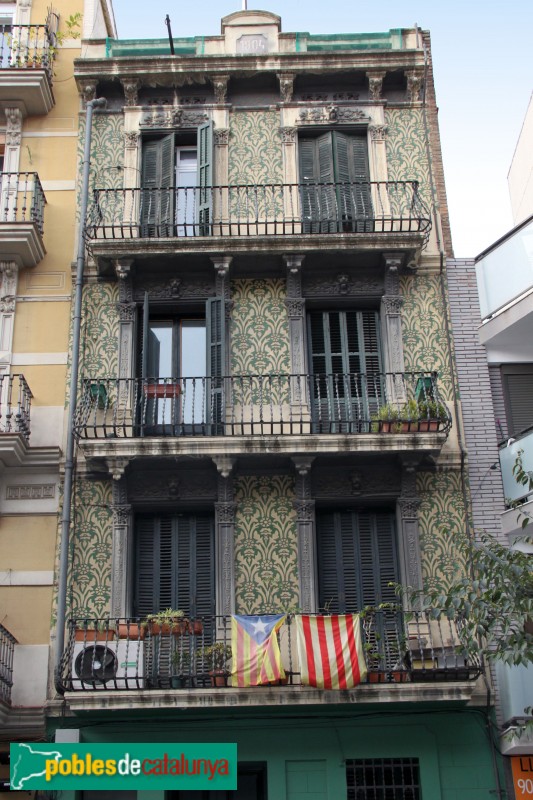 Barcelona - Carrer Olzinelles, 96 (Foto: Albert Esteves, 2014) Barcelona - Carrer Olzinelles, 96