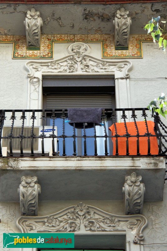 Barcelona - Galileu, 151-153 (Foto: Albert Esteves, 2014) Barcelona - Galileu, 151-153