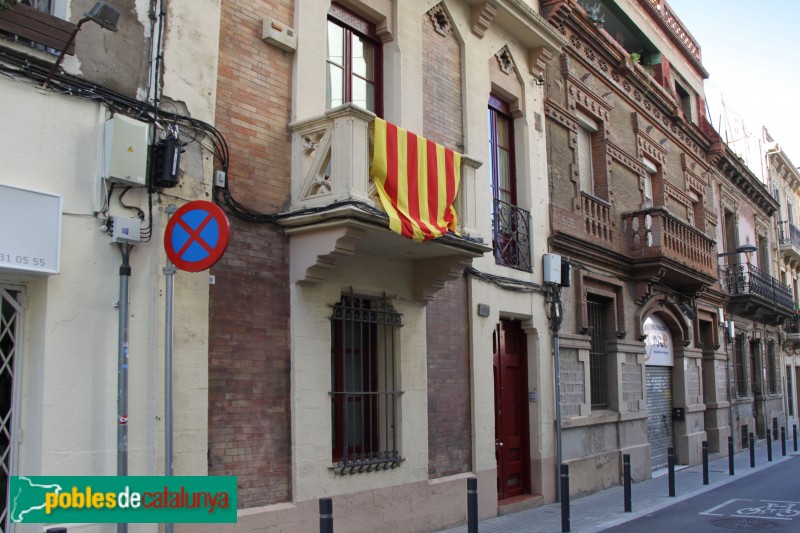 Barcelona - Carrer Fernández Duró (Foto: Albert Esteves, 2014) Barcelona - Carrer Fernández Duró