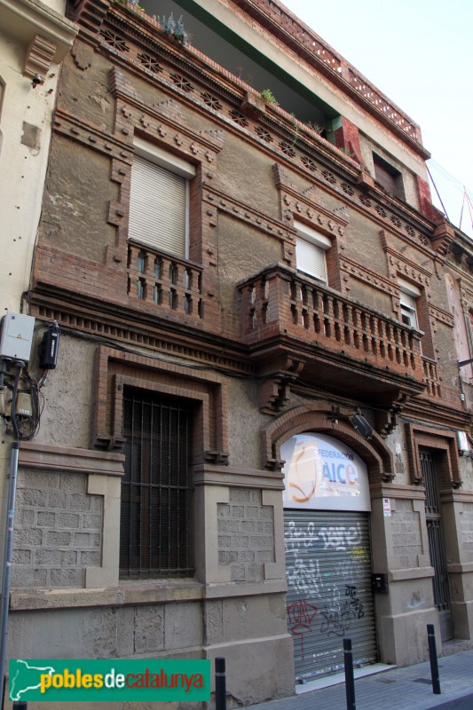 Barcelona - Carrer Fernández Duró, 24 (Foto: Albert Esteves, 2014) Barcelona - Carrer Fernández Duró, 24