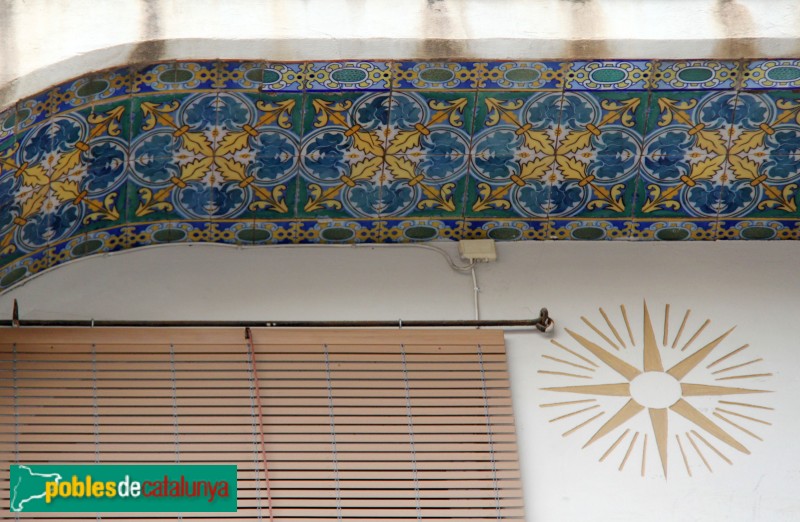 Barcelona - Tapioles, 49-51 (Foto: Albert Esteves, 2014) Barcelona - Tapioles, 49-51