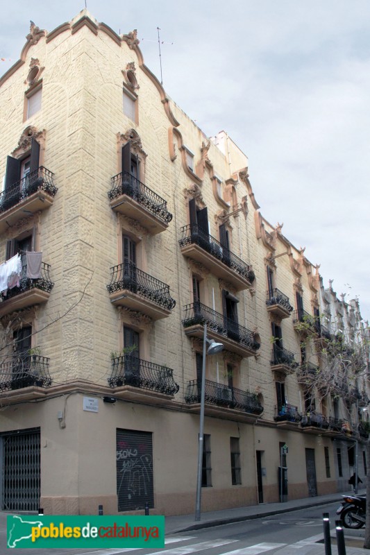 Barcelona - Magalhaes, 27-33 (Foto: Albert Esteves, 2014) Barcelona - Magalhaes, 27-33