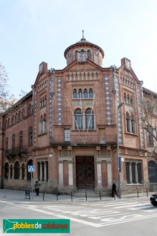 Barcelona - Palau de la Premsa (Foto: Albert Esteves, 2015) Barcelona - Palau de la Premsa
