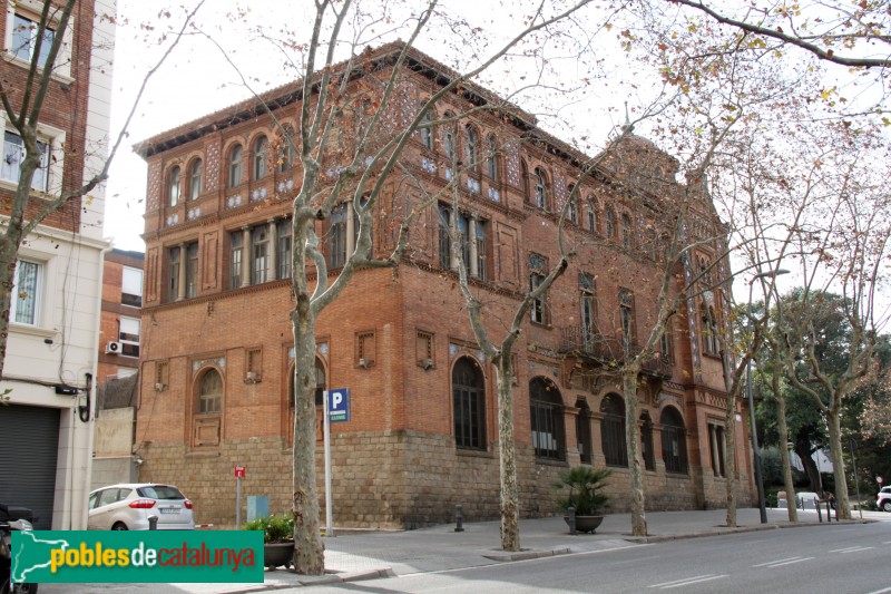 Barcelona - Palau de la Premsa (Foto: Albert Esteves, 2015) Barcelona - Palau de la Premsa