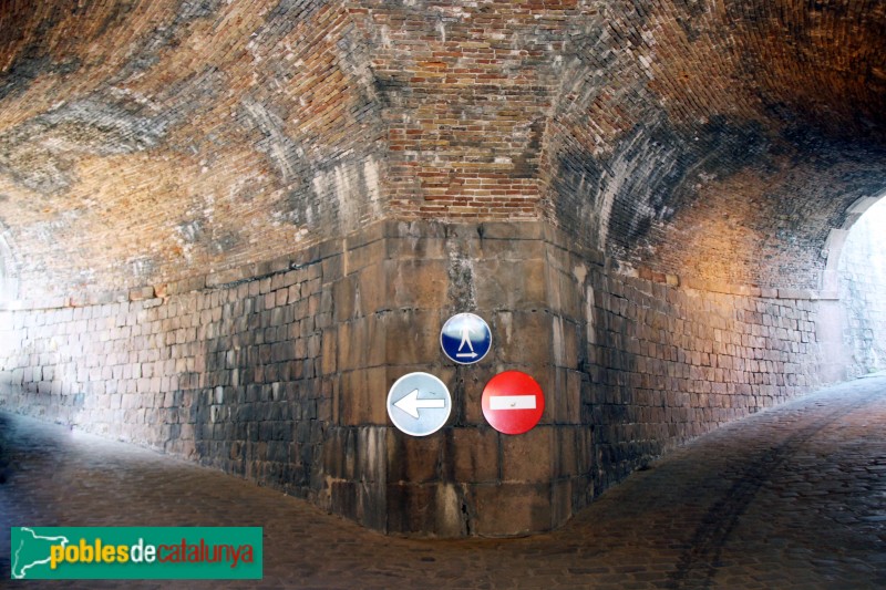 Barcelona - Castell de Montjuïc (Foto: Albert Esteves, 2014) Barcelona - Castell de Montjuïc