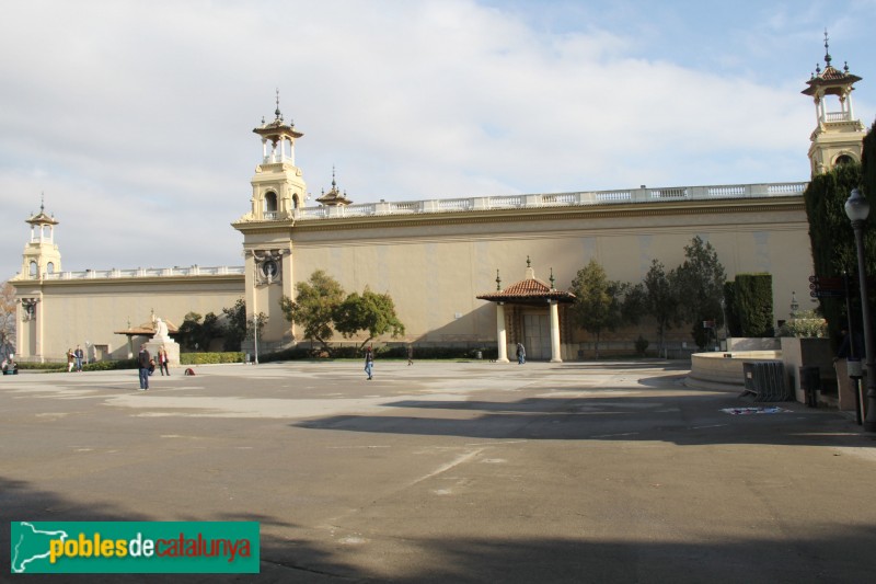 Barcelona - Palau Alfons XIII (Foto: Albert Esteves, 2015) Barcelona - Palau Alfons XIII