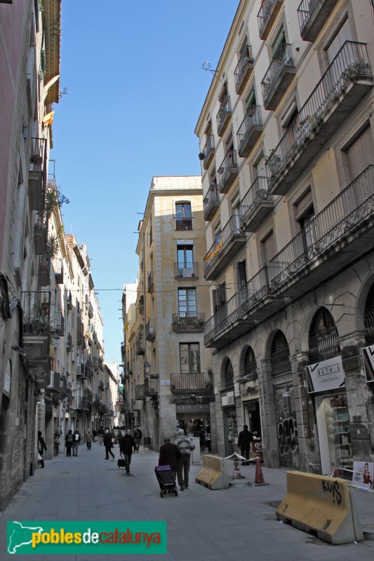 Barcelona - Carrer Sant Pere Més Baix (Foto: Albert Esteves, 2015) Barcelona - Carrer Sant Pere Més Baix