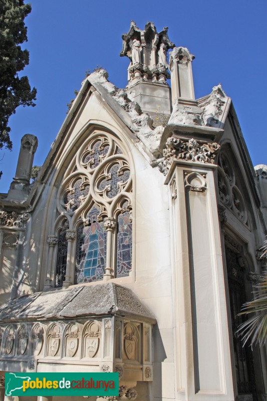 Cementiri de Montjuïc - Panteó Ubios Ibarra (Foto: Albert Esteves, 2015) Cementiri de Montjuïc - Panteó Ubios Ibarra