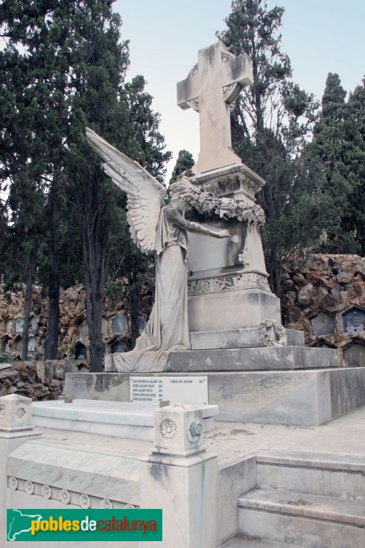 Cementiri de Montjuïc - Panteó Forgas Bayo (Foto: Albert Esteves, 2015) Cementiri de Montjuïc - Panteó Forgas Bayo
